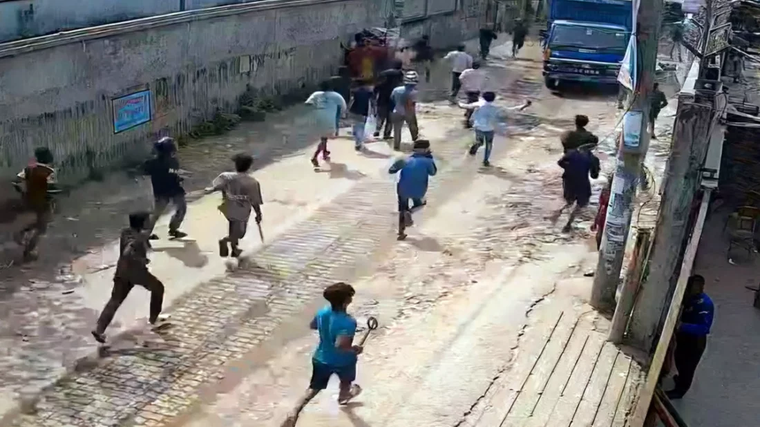 আশুলিয়ায় ঝুট ব্যবসার নিয়ন্ত্রণ নিয়ে বিএনপির দুই গ্রুপের সংঘর্ষ